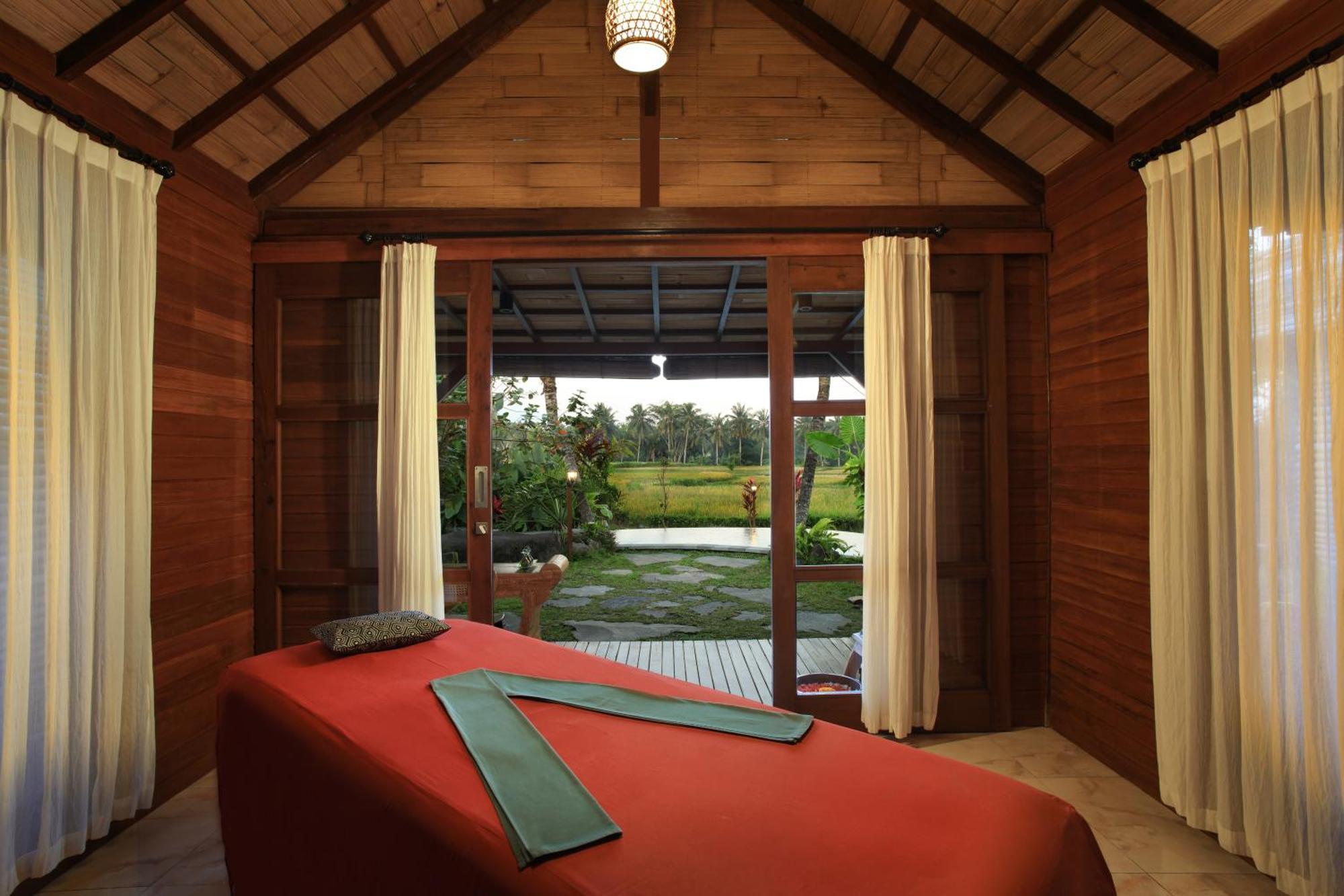 Beehouse Dijiwa